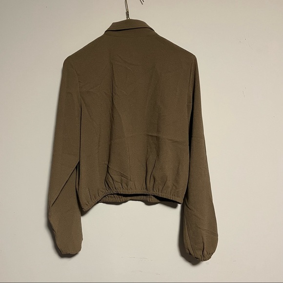 Oak + Fort Long Sleeve Collared Top Blouse Buttons Elastic Hem and Cuffs Small - Picture 6 of 7